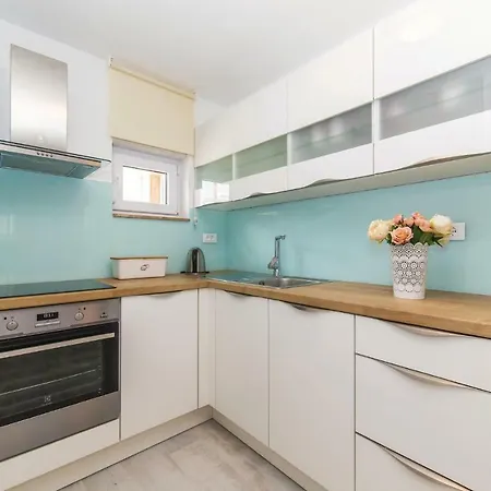 One-bedroom In سبليت