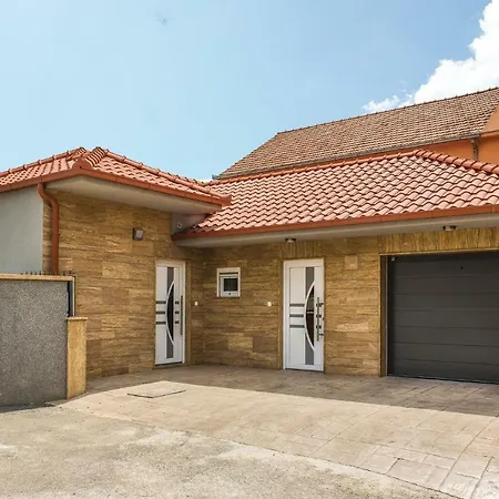 One-bedroom In شقة